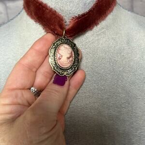 Handmade Vintage-inspired Cameo Velvet Choker Necklace